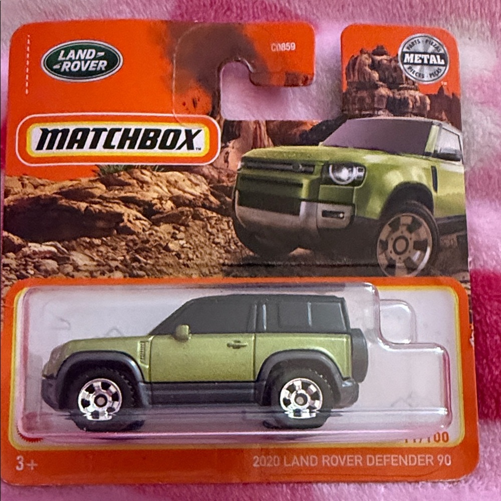 Matchbox 2020 Land Rover Defender 90 - Green and Black